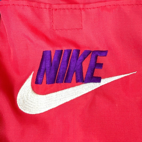 Vintage Nike Women's Athletic Duffle Bag 80s RARE Nylon Embroidered Swoosh - Picture 6 of 12